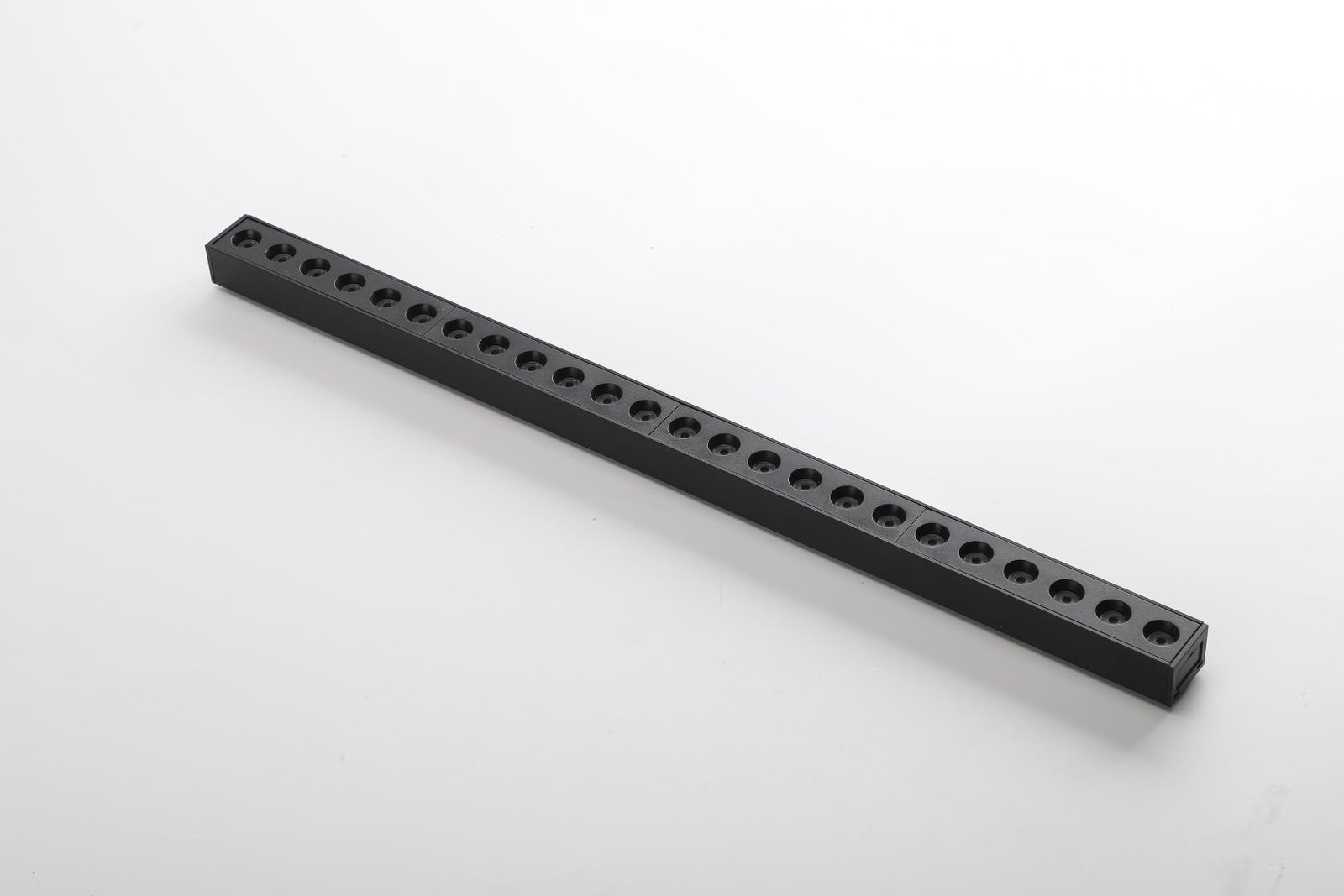 إنارة LED – Thunder – نوع Grille - الصورة 2